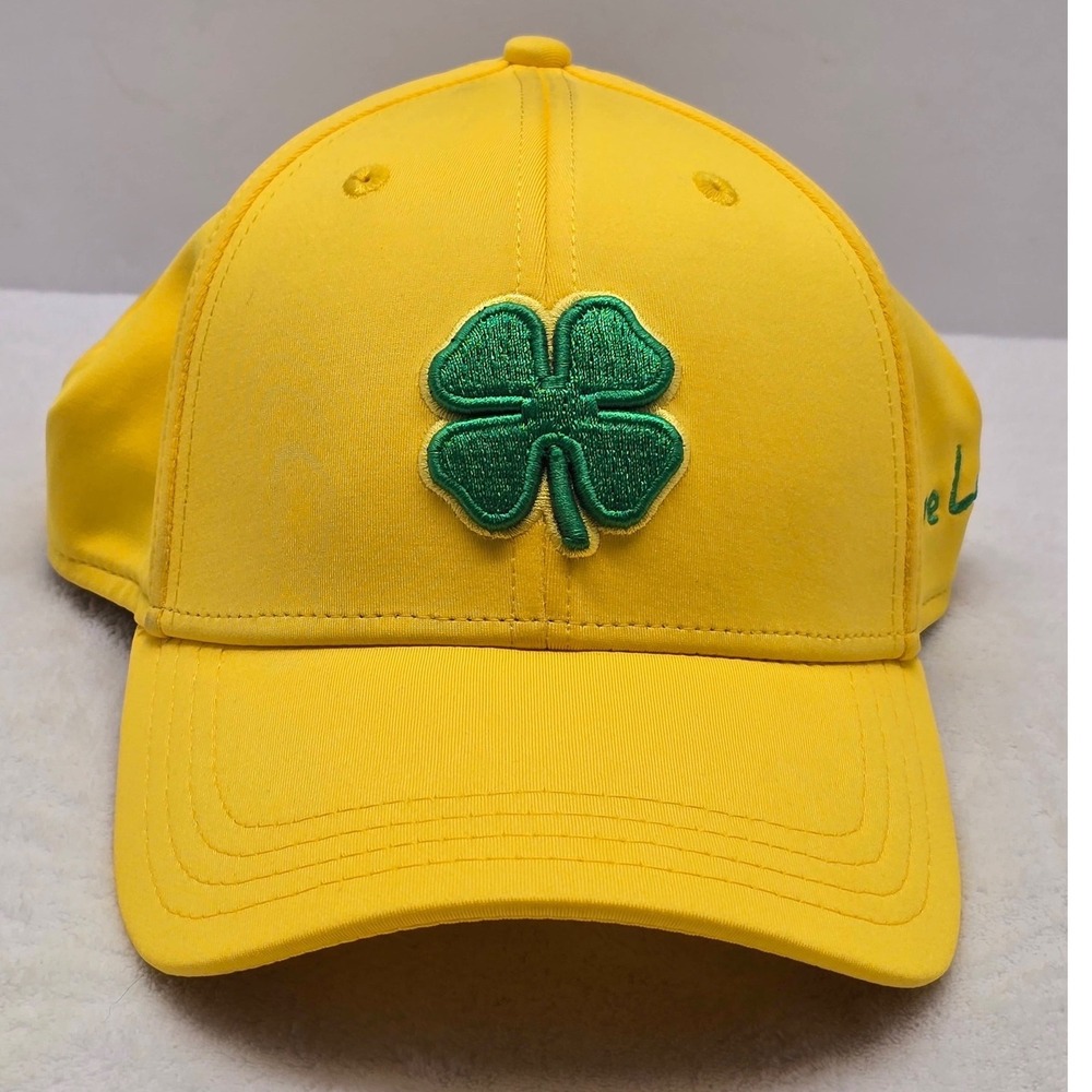 Black Clover Live Lucky Fitted Hat Yellow Green Clover Golf Cap Mens L/XL